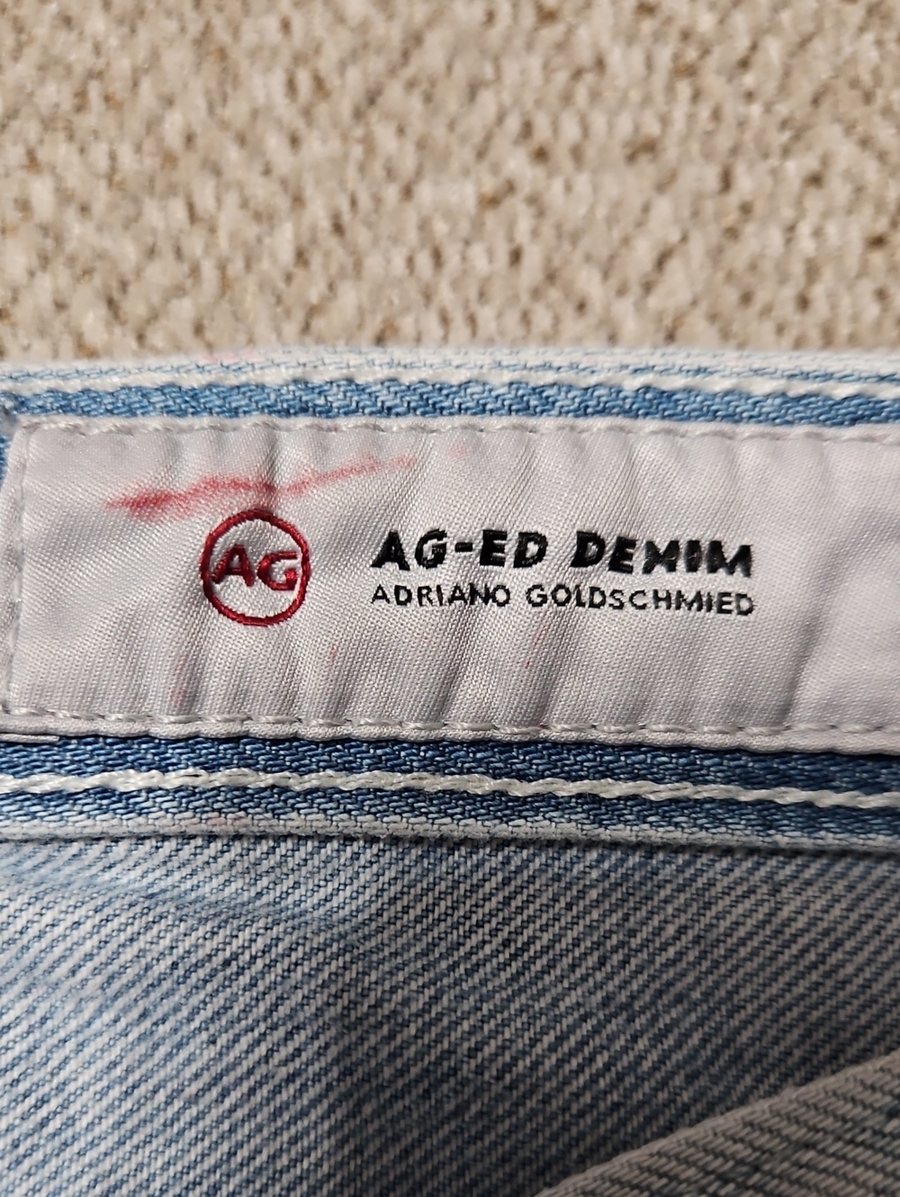 AG Adriano Goldschmied Light Blue Straight-Leg Frayed Hem Jeans - Picture 8 of 8